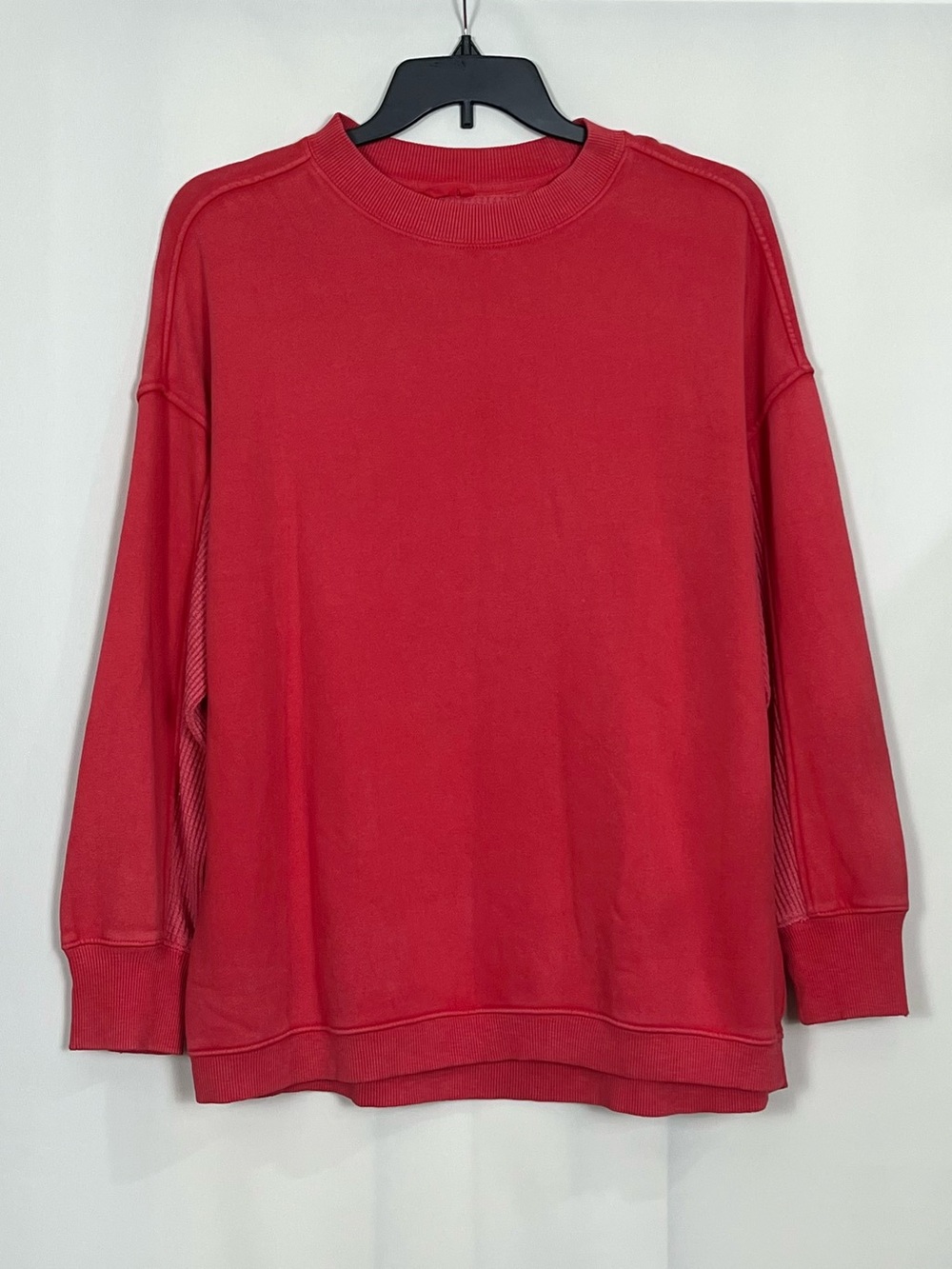 Aerie Women’s Oversized Getaway Sweatshirt Color Bright Red Size S